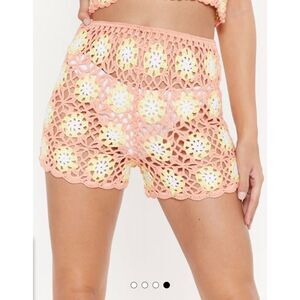 Nasty Gal Crochet Daisy Shorts NEW Fun Beach Festival Flower Bottoms Size Small